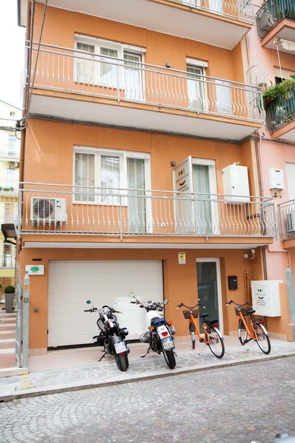 Residence Torino Chioggia Buitenkant foto